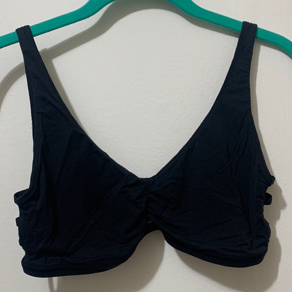 lululemon athletica Other - LU LU LEMON, size XS, black bra.
